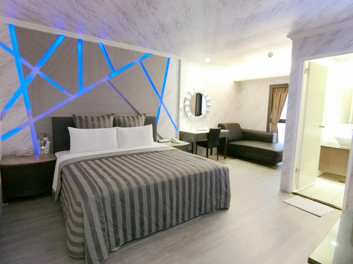 Full Moon Boutique Motel Hsinchu Buitenkant foto